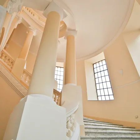 Apartment In Cisterna
