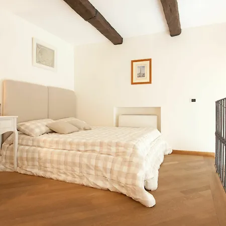 In Cisterna Apartment *
