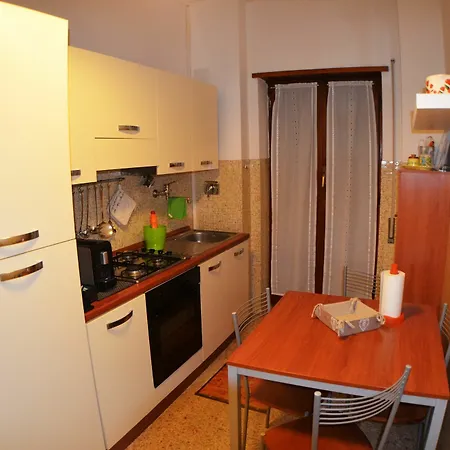 Sergio Tourist Rental Close Tiburtina Station 3* Rome