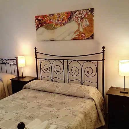 Sergio Tourist Rental Close Tiburtina Station Guest house Rome