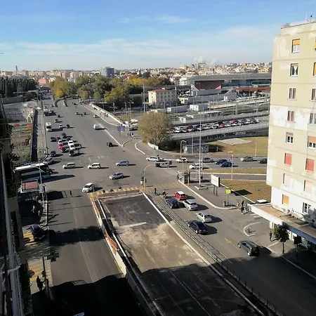 Sergio Tourist Rental Close Tiburtina Station Guest house