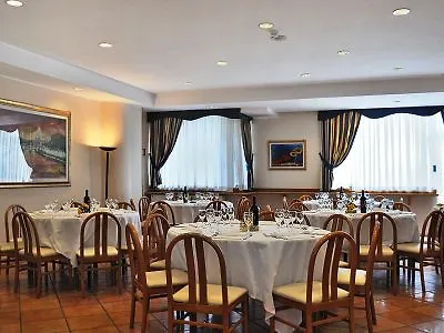 מלון Pineta Palace