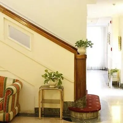 Gh San Giusto Hotel 3*
