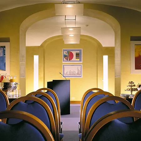 Hotel Empire