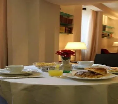 Garda Hotell 3*