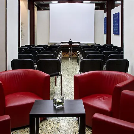 Hotel Genova 4*