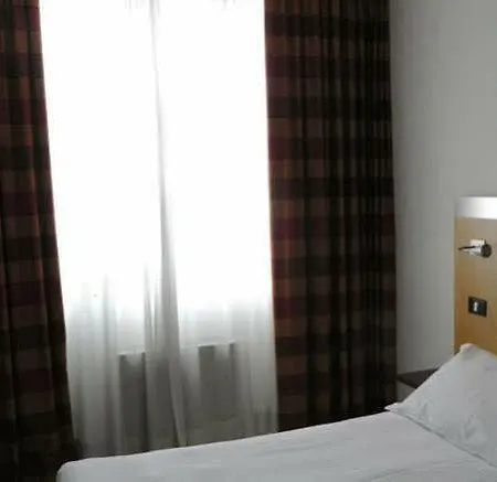 Sotel Nomentana 3* Roma
