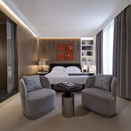 فندق ذا فيرست دولسى 5*