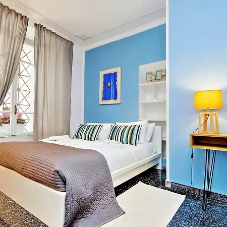 Gregoriana Apartment *