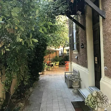 Colosseum - Meltinsounds Space Apartment *