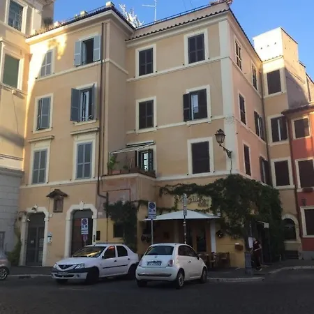 Livia - Trastevere Bed & Breakfast