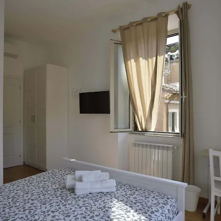 Livia - Trastevere Bed & Breakfast Rome