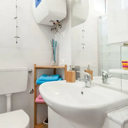 Condotti Apartment