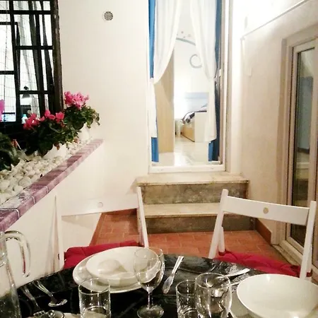 Vatican Flowers Holiday home