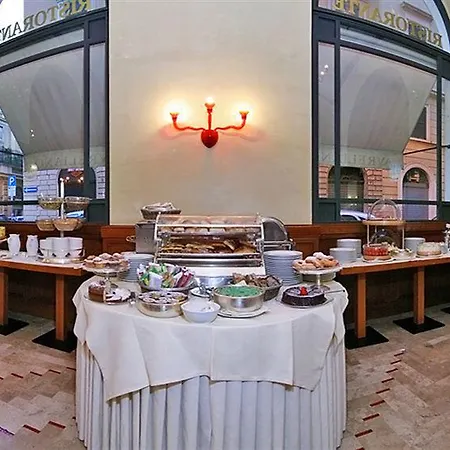 Hotel Empire