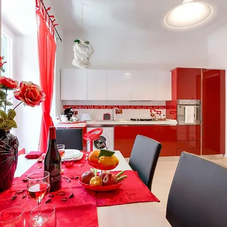 Apartment New In! Sophie At Colosseum Rome