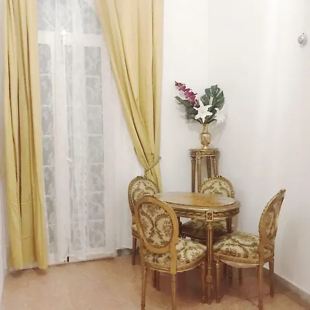 Rondanini Apartment Rome