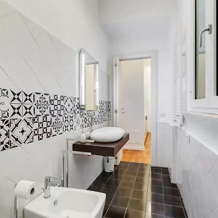 Apartment Valadier Rome