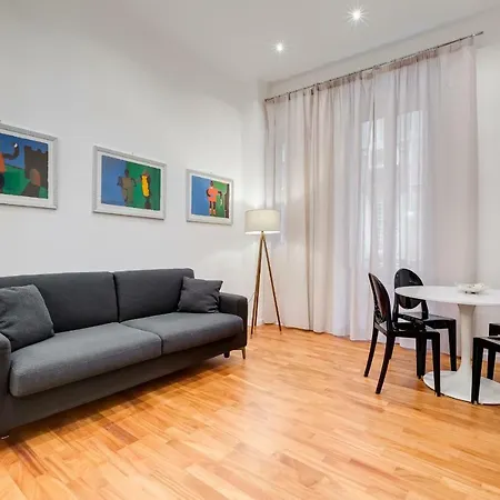 Apartment Valadier Rome