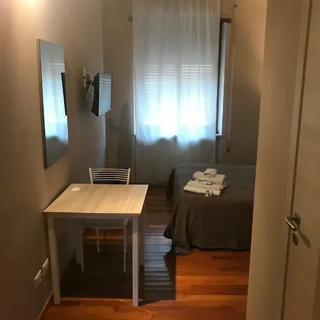 14 Bed & Breakfast