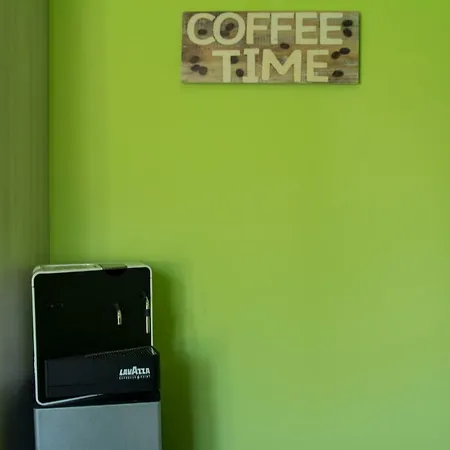 Gli Alloggi Di Papa Apartment *