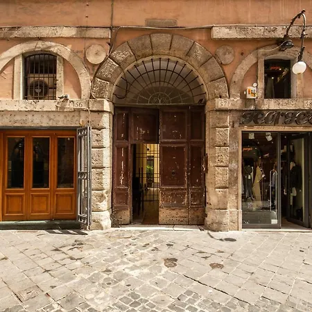 Apartment Via Del Pantheon Rom