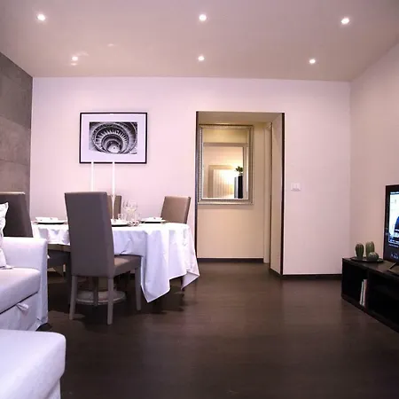 H-aviva Giubbonari Holiday home