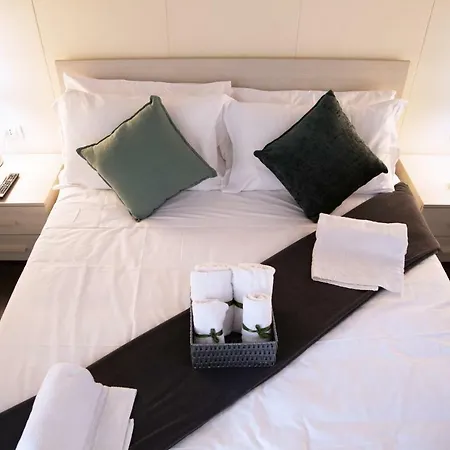 H-aviva Giubbonari Holiday home Rome