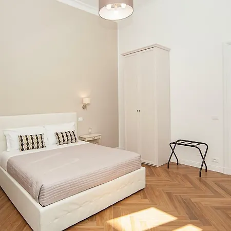 Luxury & Charme Colosseo Appartamento *