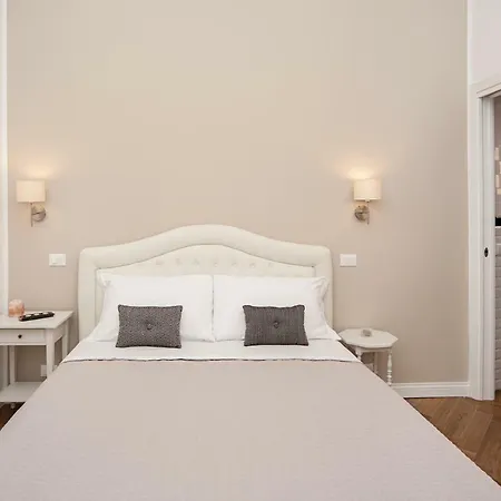 Luxury & Charme Colosseo Appartamento *