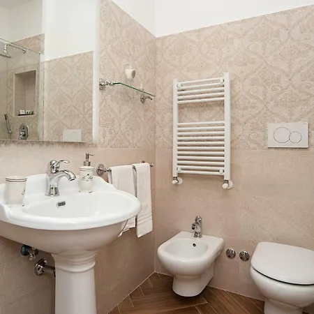 Appartamento Luxury & Charme Colosseo Roma