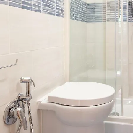 Apartment Traveller's In Gourmet District Near Center!