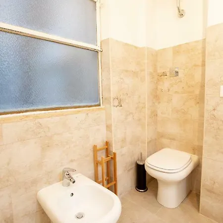 Apartment Traveller's In Gourmet District Near Center! *