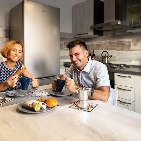 Apartment Traveller's In Gourmet District Near Center!