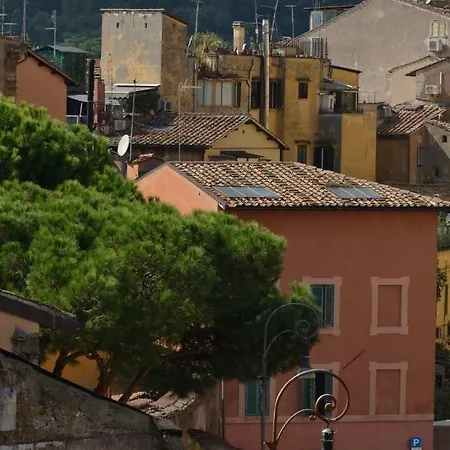Livia - Trastevere Bed & Breakfast