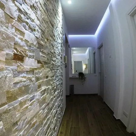 Apartment Poliziano *