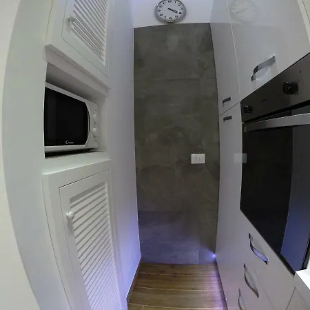 Poliziano Apartment *