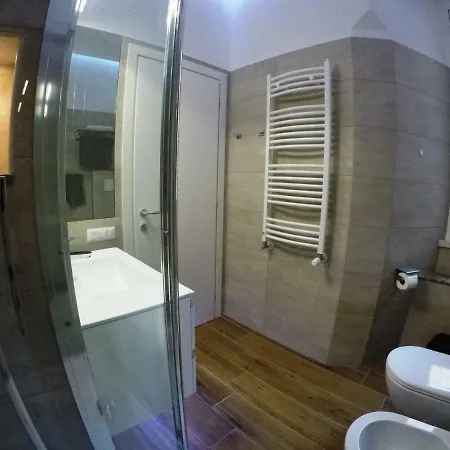 Apartment Poliziano *