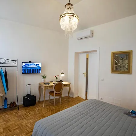 Apartment Your Secret Pantheon Rome