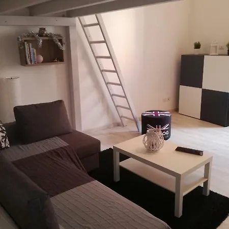Trastevere, What Else... Homestay Rome