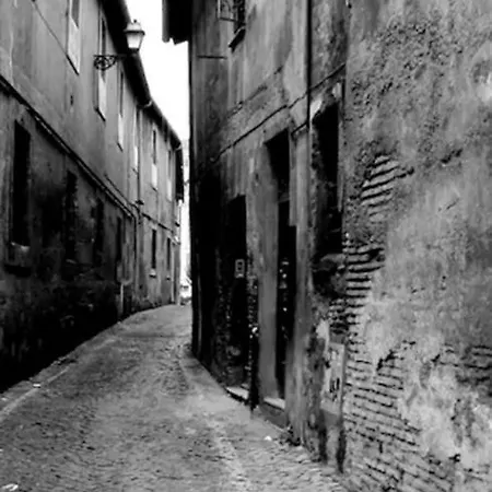 Lost&found In Trastevere * Roma