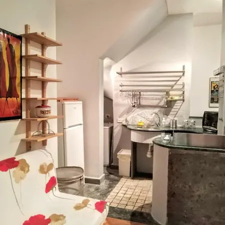 La Casa Di Marzia Al Vaticano By Holidayngo Apartment
