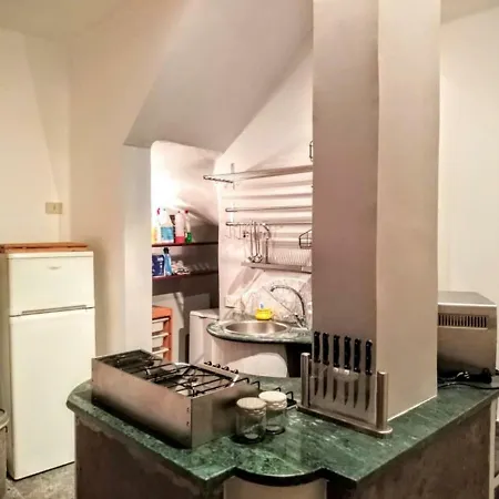 Apartment La Casa Di Marzia Al Vaticano By Holidayngo Rome