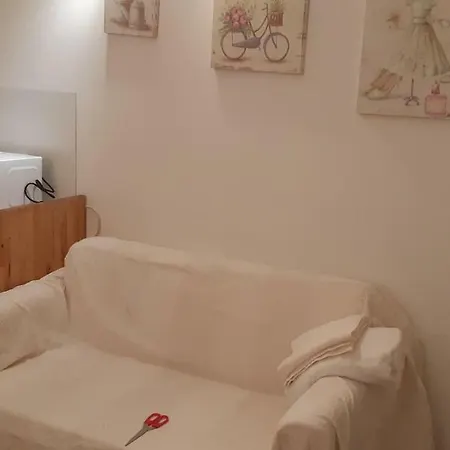 Bed & Breakfast La Casetta Di Ely 3*