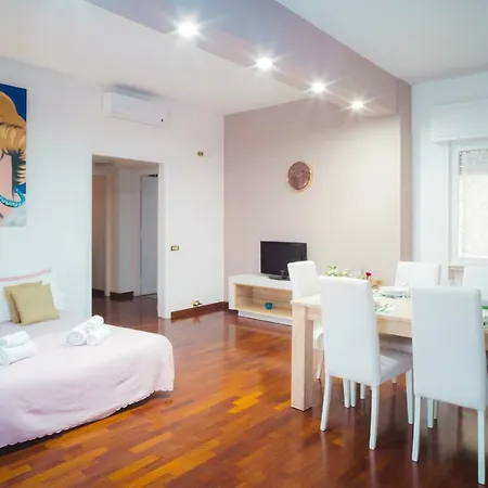 Living Cipro - Musei Vaticani Apartment