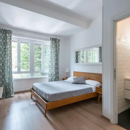 Flat Intown Stazione Trastevere *