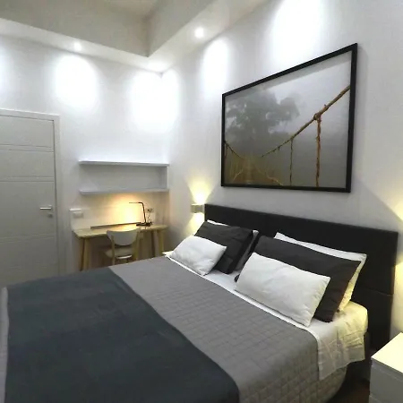 Apartment Poliziano Rome