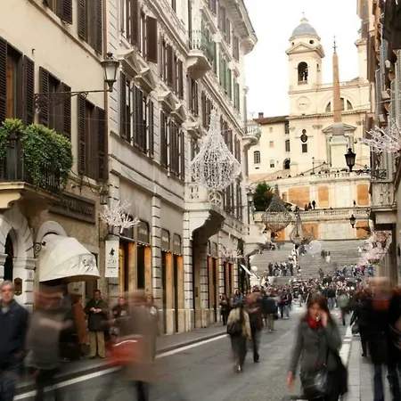 Apartment Croce 77 Central Rome
