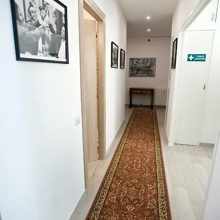 Fellini Panzió Róma