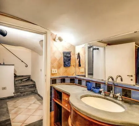 La Casa A Monti Apartment